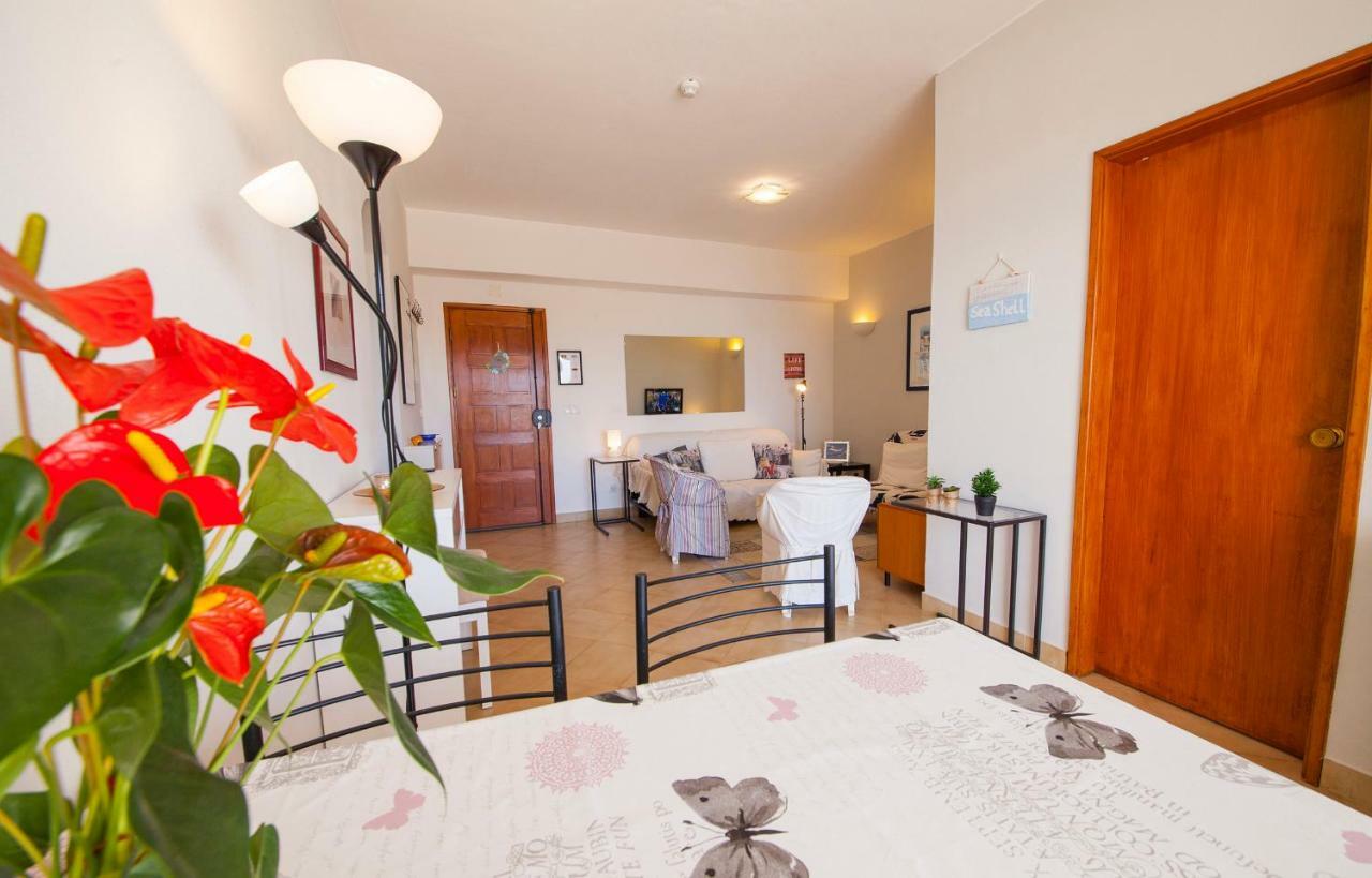 A08 - Magnolia Sea View Apartment Lagos Exterior photo